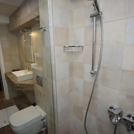 Bed & Breakfast Palace Megdan Uzice