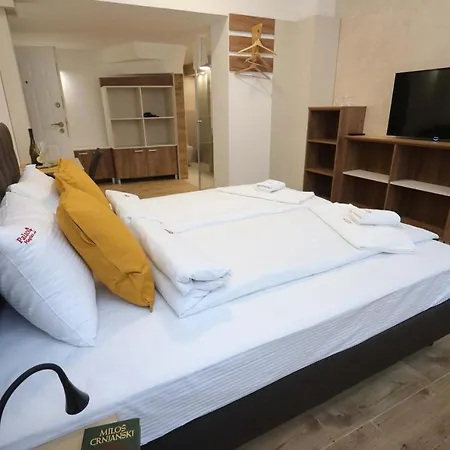 Bed & Breakfast Palace Megdan *