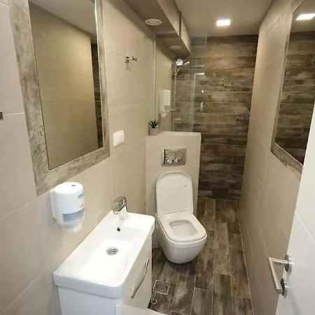 Palace Megdan Bed & Breakfast Uzice