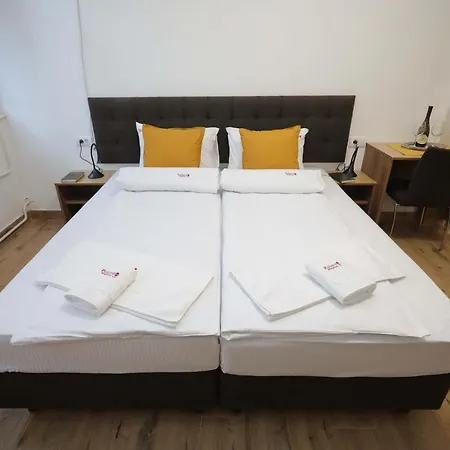 Palace Megdan לינה וארוחת בוקר Užice