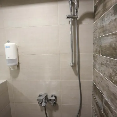 Palace Megdan Bed & Breakfast